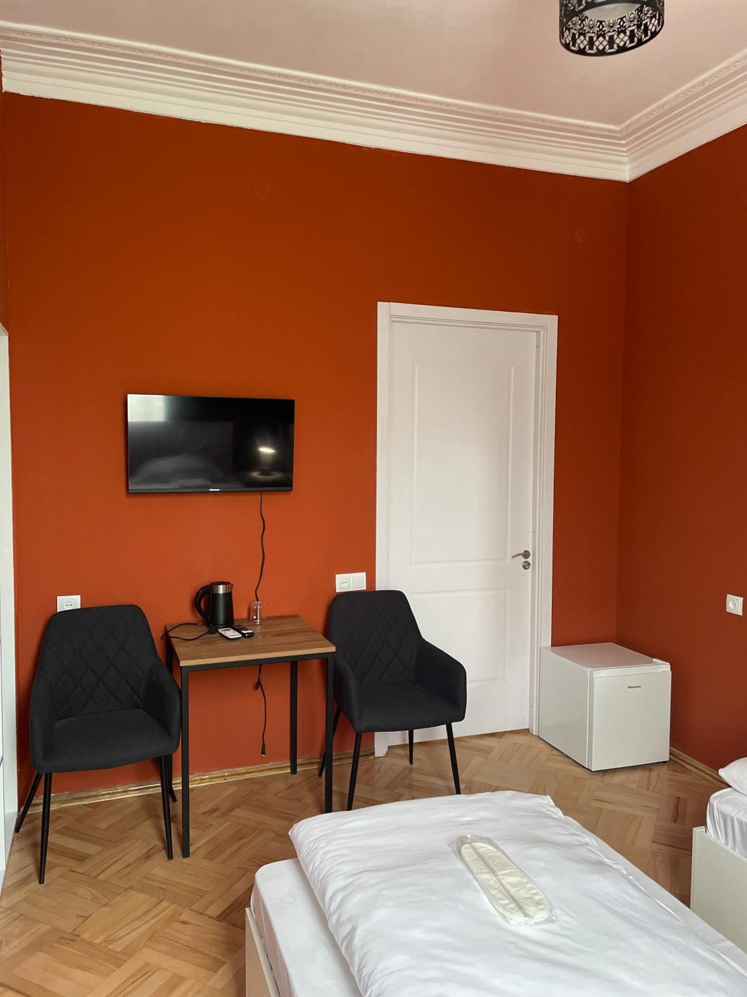 Guest House Top Floor Telavi Luaran gambar